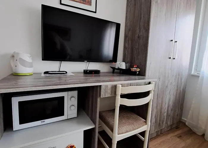 Foxxy Luxury Zajazd Skopje